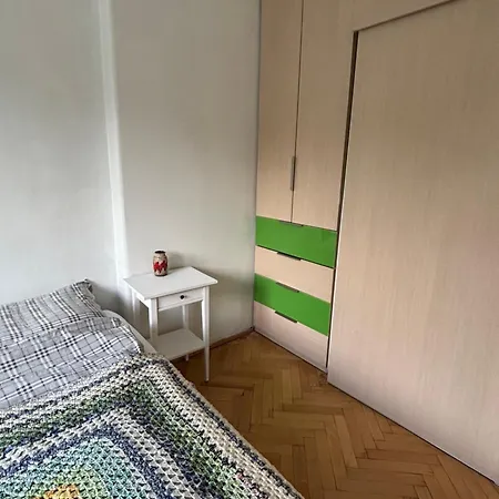 Przy Parku Staromiejskim I Manufakturze *